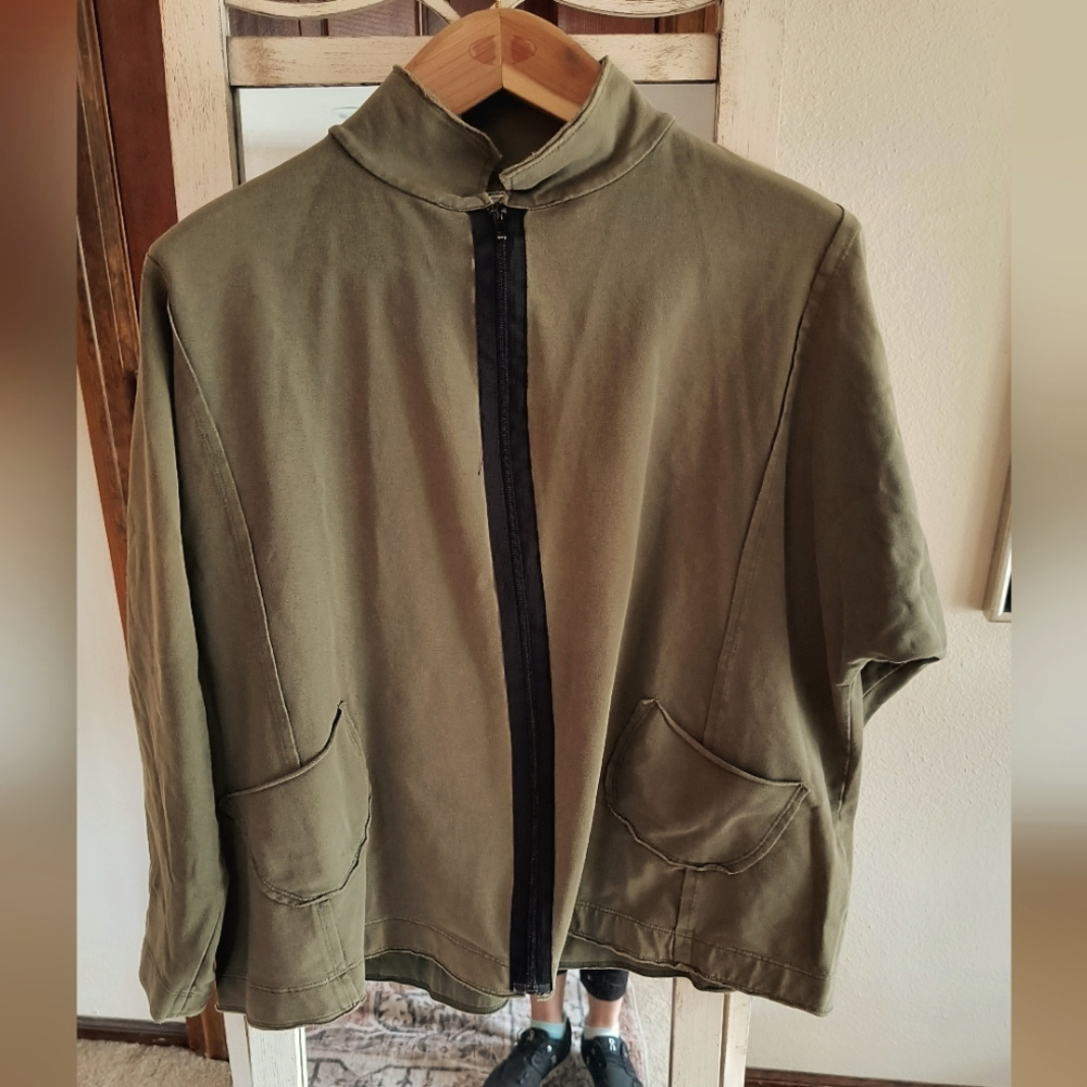 mSquare by Neetu Malik 3/4 Sleeve, Jacket, Army Green. Size Medium